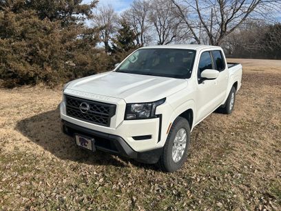 Used 2023 Nissan Frontier SV