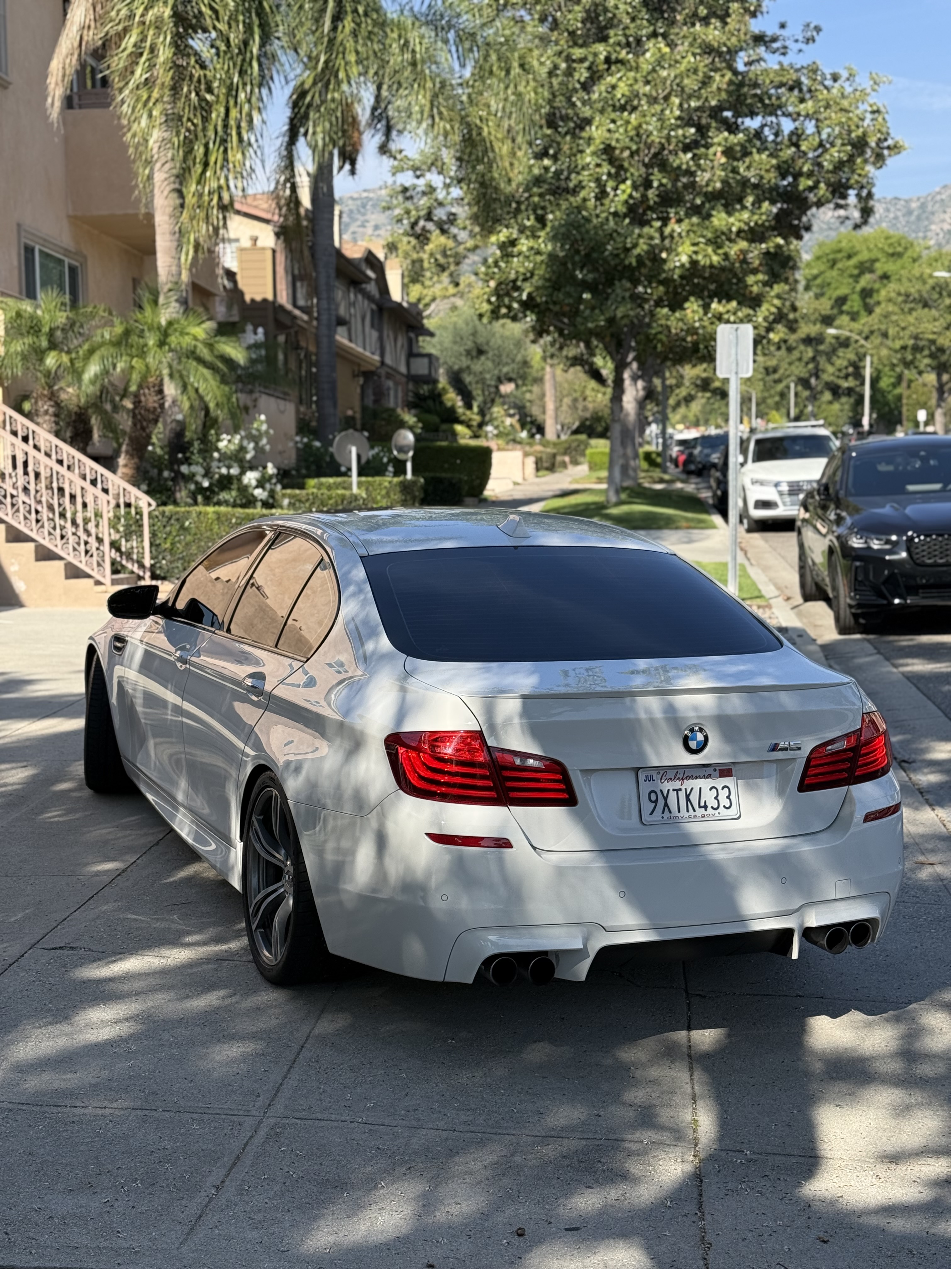Used 2014 BMW M5 RWD image 8