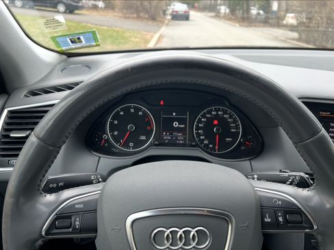 Used 2013 Audi Q5 2.0T Premium Plus w/ Premium Plus Pkg image 11