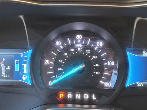 Used 2018 Ford Fusion SE image 10