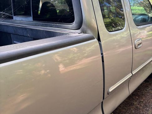 Used 2000 Ford F150 Long Bed 4D image 17