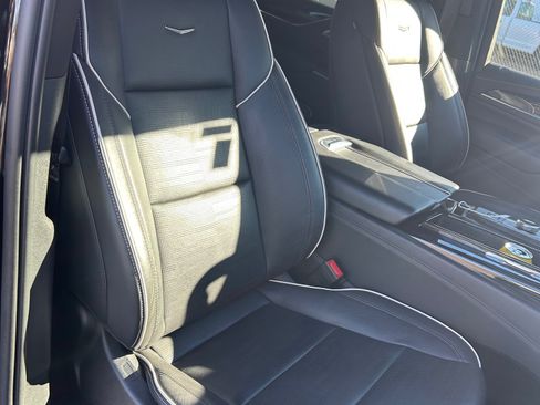 Used 2023 Cadillac Escalade ESV Sport w/ LPO, ONYX Package image 14