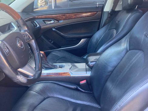 Used 2011 Cadillac CTS Luxury RWD image 12
