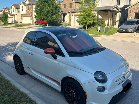 Used 2014 FIAT 500 e w/ Esport Package FWD image 1