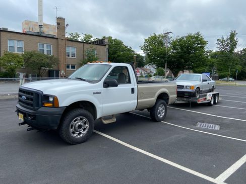 Used 2007 Ford F350 XL AWD/4WD image 2