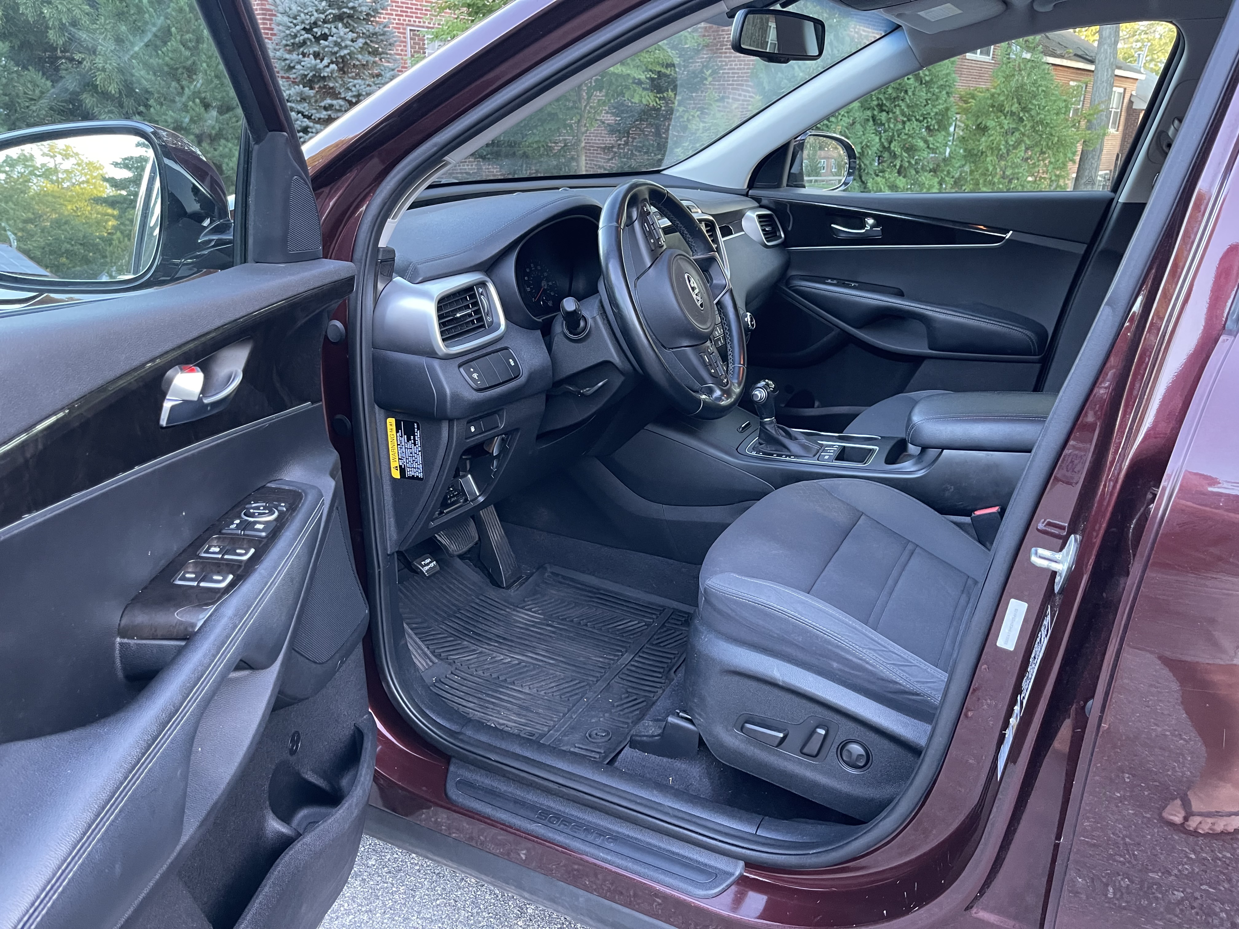 Used 2017 Kia Sorento AWD w/ LX Convenience Package image 10
