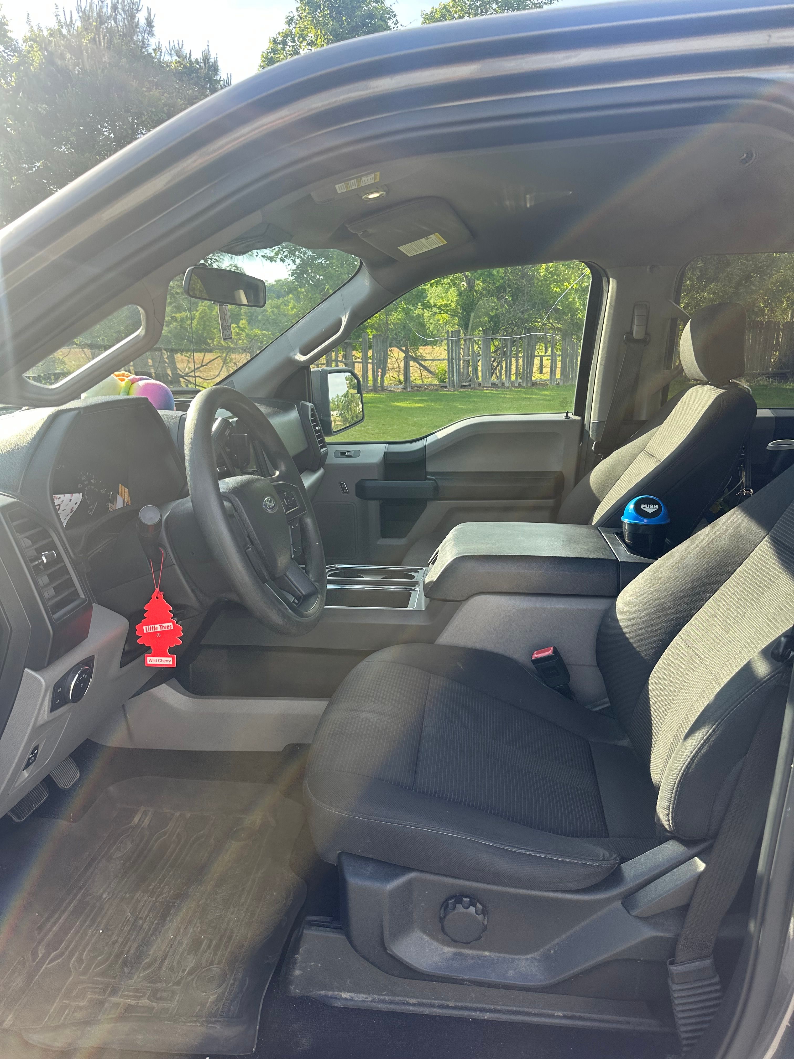 Used 2019 Ford F150 XL w/ Equipment Group 101A Mid AWD/4WD image 6