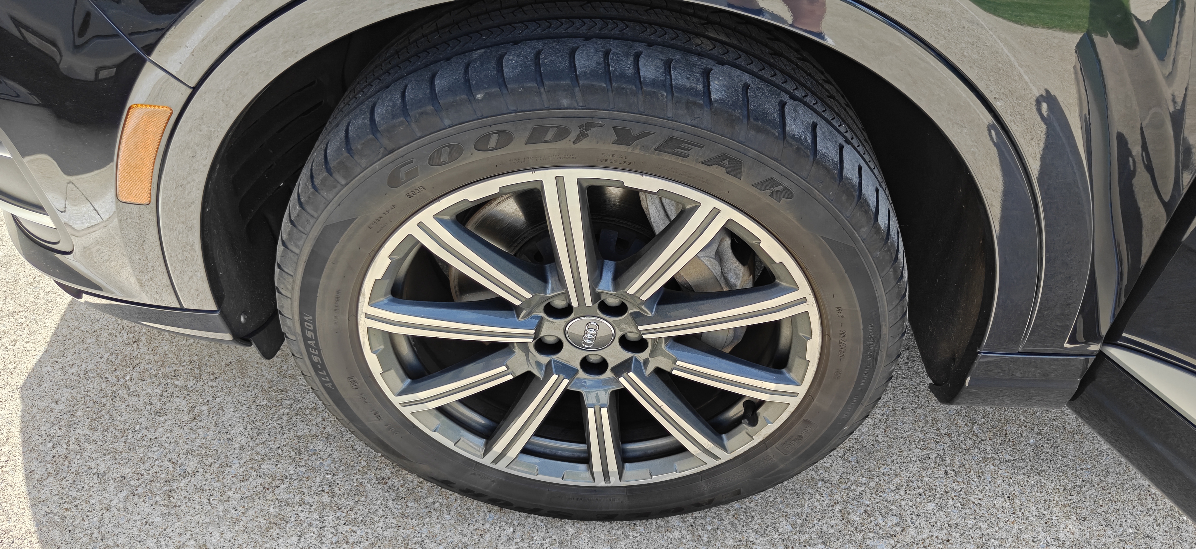 Used 2018 Audi Q7 3.0T Premium Plus w/ Premium Plus Package AWD/4WD image 22