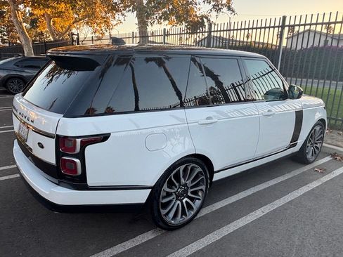 Used 2019 Land Rover Range Rover image 9