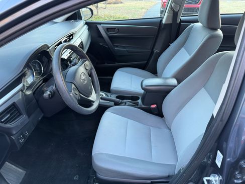 Used 2014 Toyota Corolla L image 9