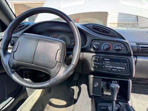 Used 1995 Chevrolet Camaro Z28 image 5