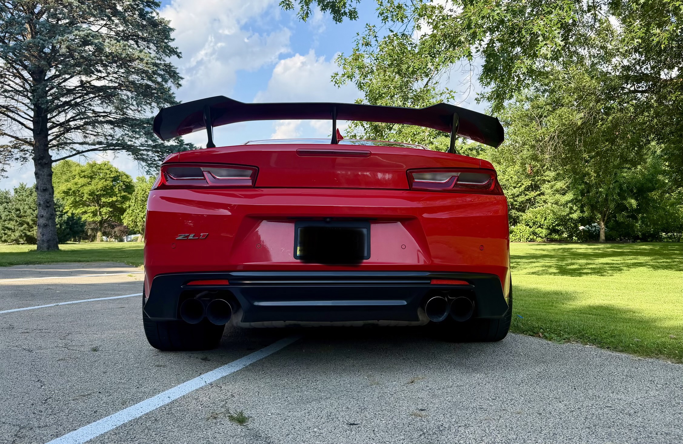Used 2018 Chevrolet Camaro ZL1 RWD image 5