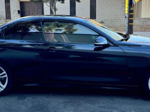 Used 2015 BMW 428i Convertible w/ Technology Package image 11