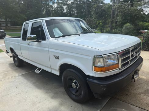 Used 1994 Ford F150 2WD SuperCab image 2