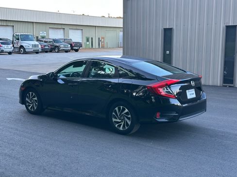 Used 2016 Honda Civic EX image 5