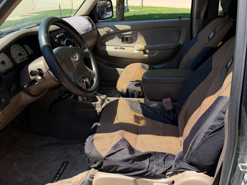Used 2001 Toyota Tacoma PreRunner RWD image 17