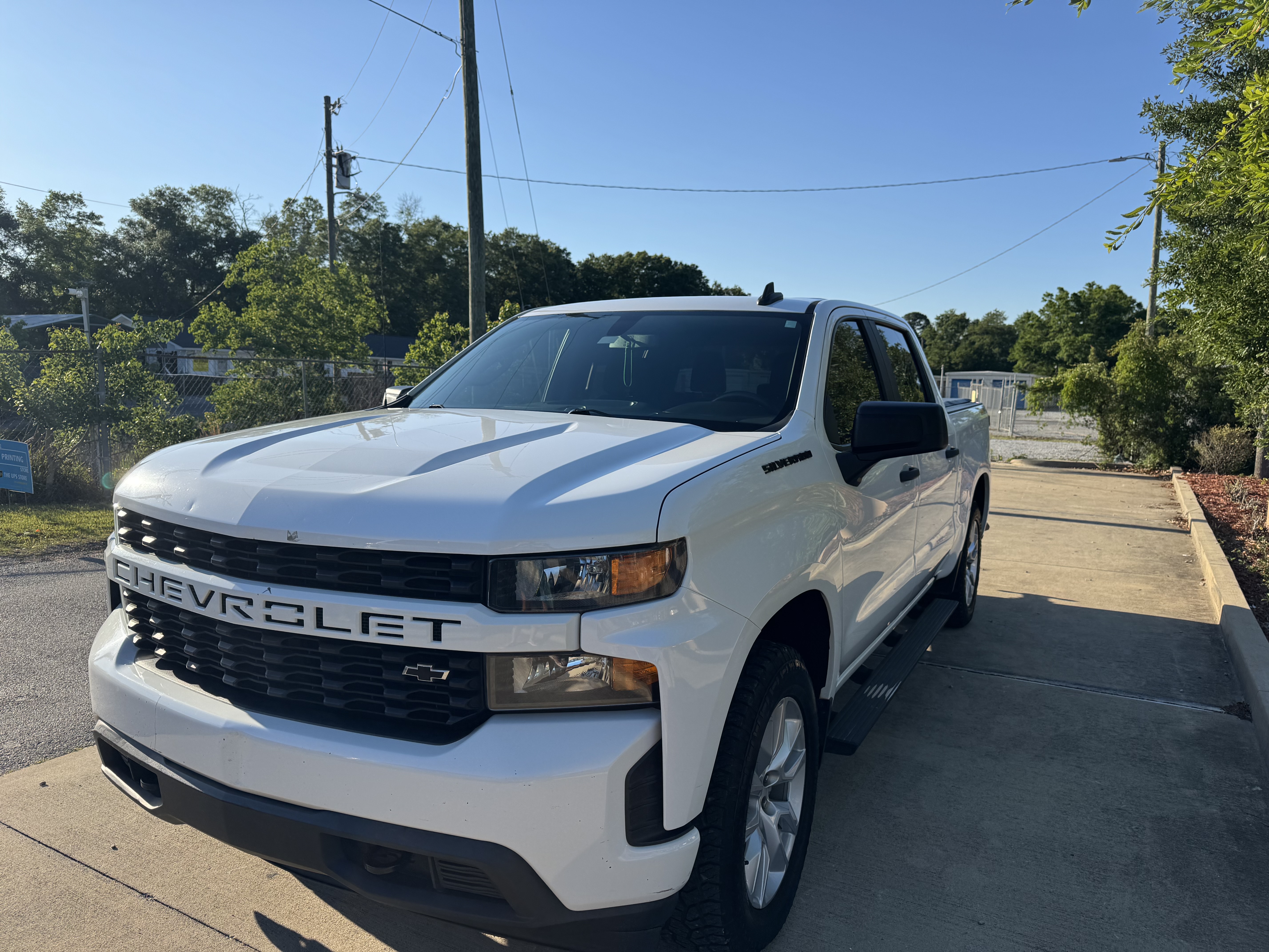 Used 2021 Chevrolet Silverado 1500 Custom w/ LPO, Dark Essentials Package AWD/4WD image 1