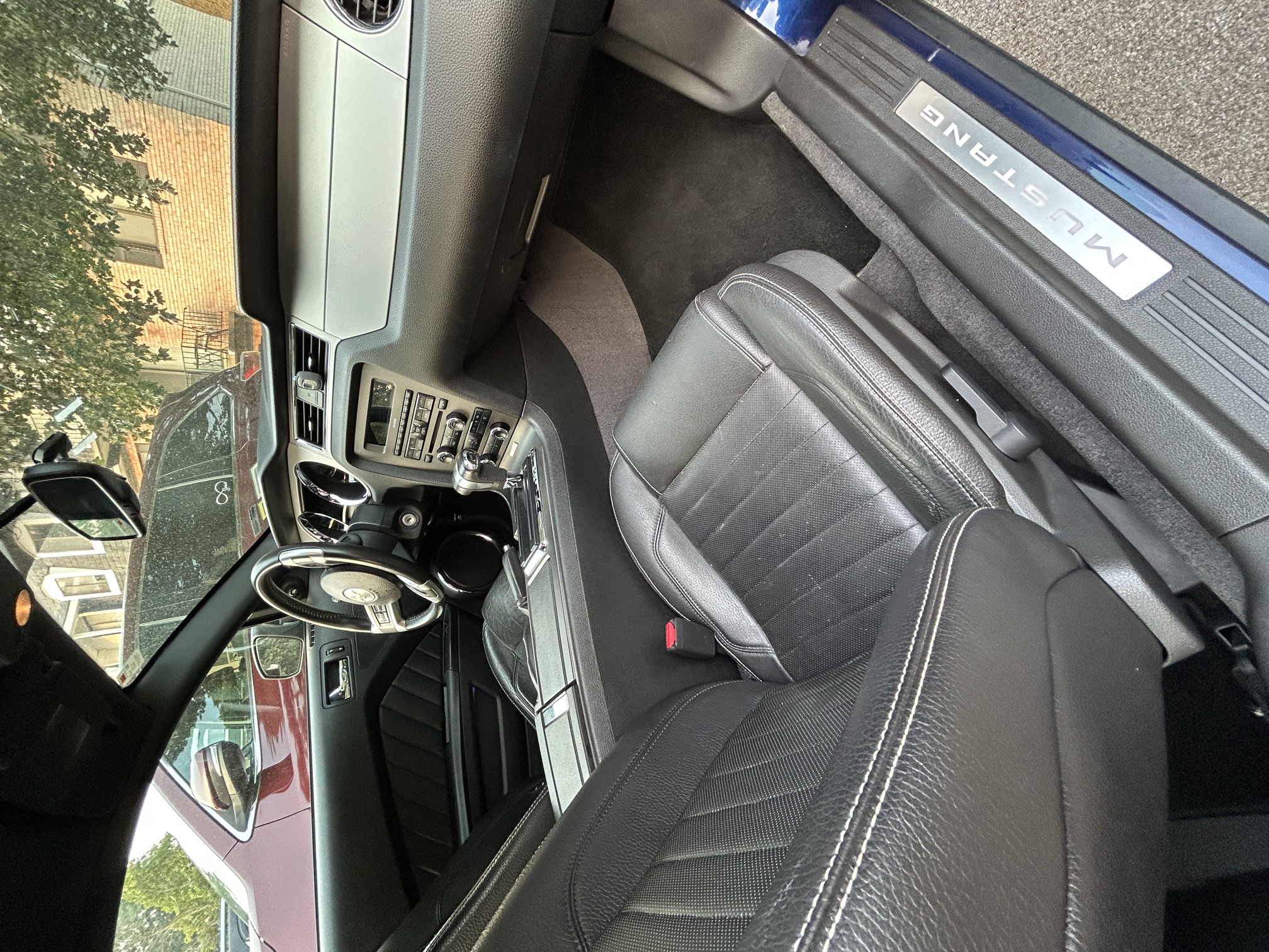 Used 2012 Ford Mustang Premium RWD image 14