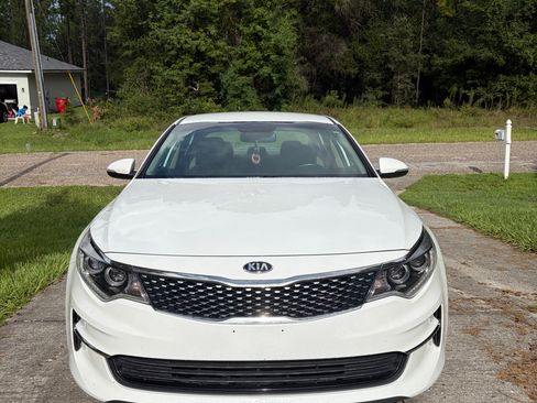 Used 2016 Kia Optima EX FWD image 2