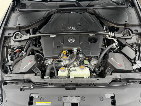 Used 2024 Nissan Z Performance w/ Floor Mat Package image 15