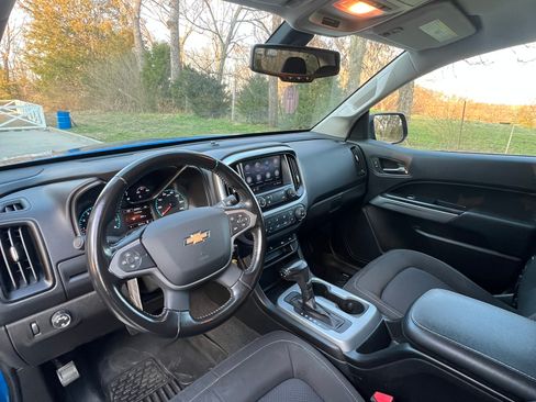 Used 2021 Chevrolet Colorado LT image 12