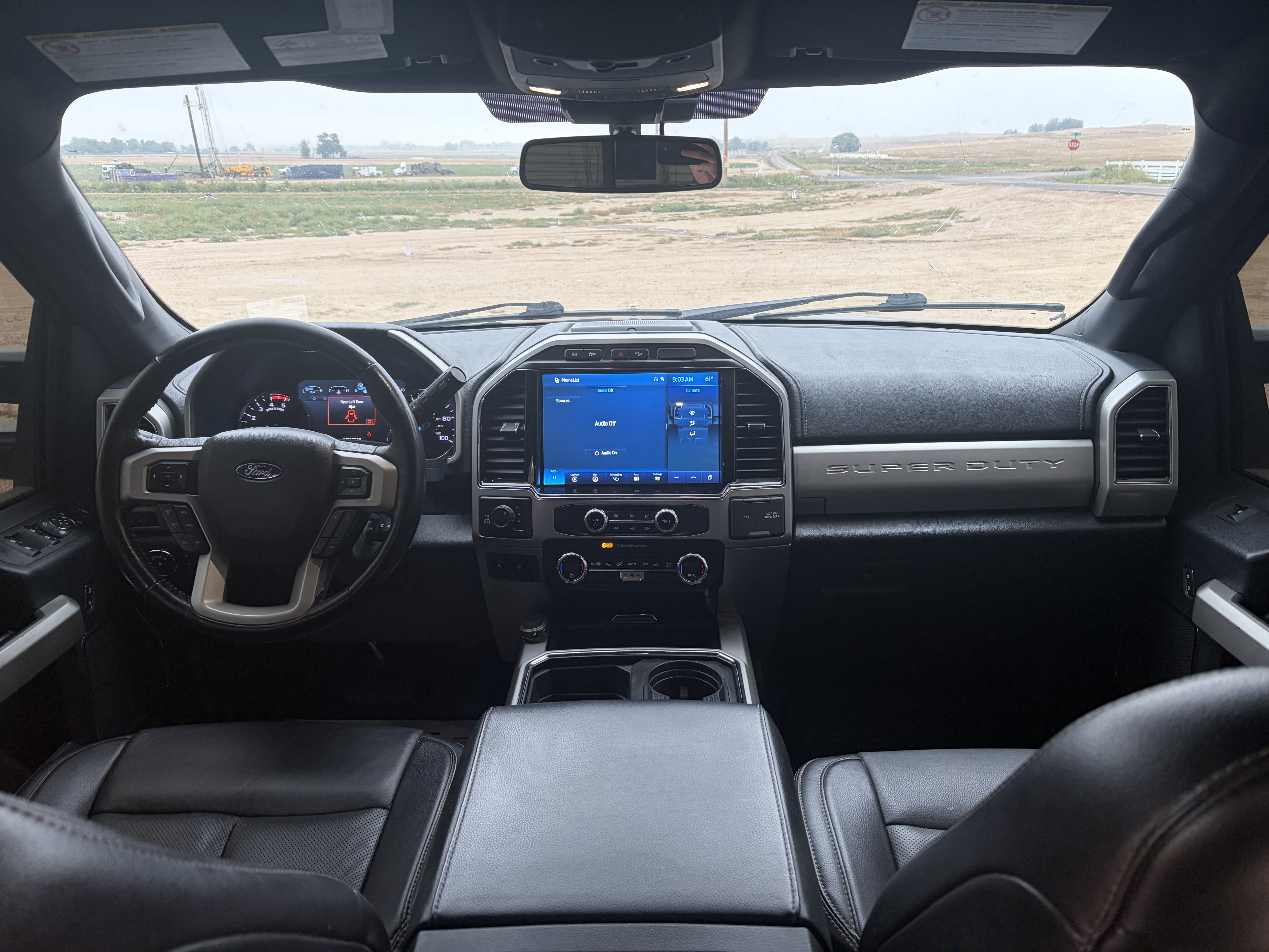 Used 2022 Ford F250 Lariat w/ Black Appearance Package AWD/4WD image 15