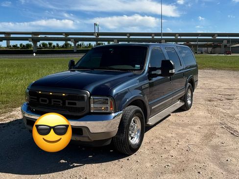 Used 2002 Ford Excursion Limited RWD image 2