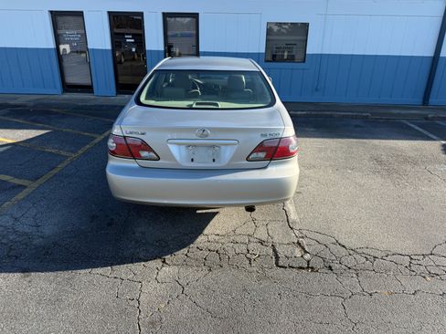 Used 2002 Lexus ES 330 image 5