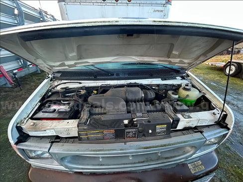 Used 2000 Ford E-350 and Econoline 350 Super Duty image 5