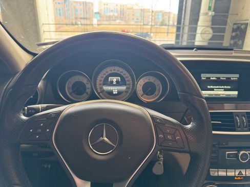 Used 2014 Mercedes-Benz C 300 4MATIC Sedan image 11