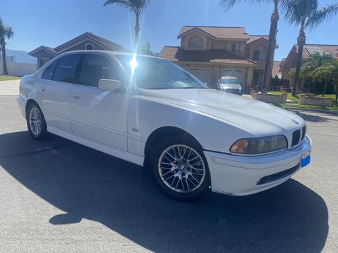 Used 2001 BMW 530i Sedan image 2