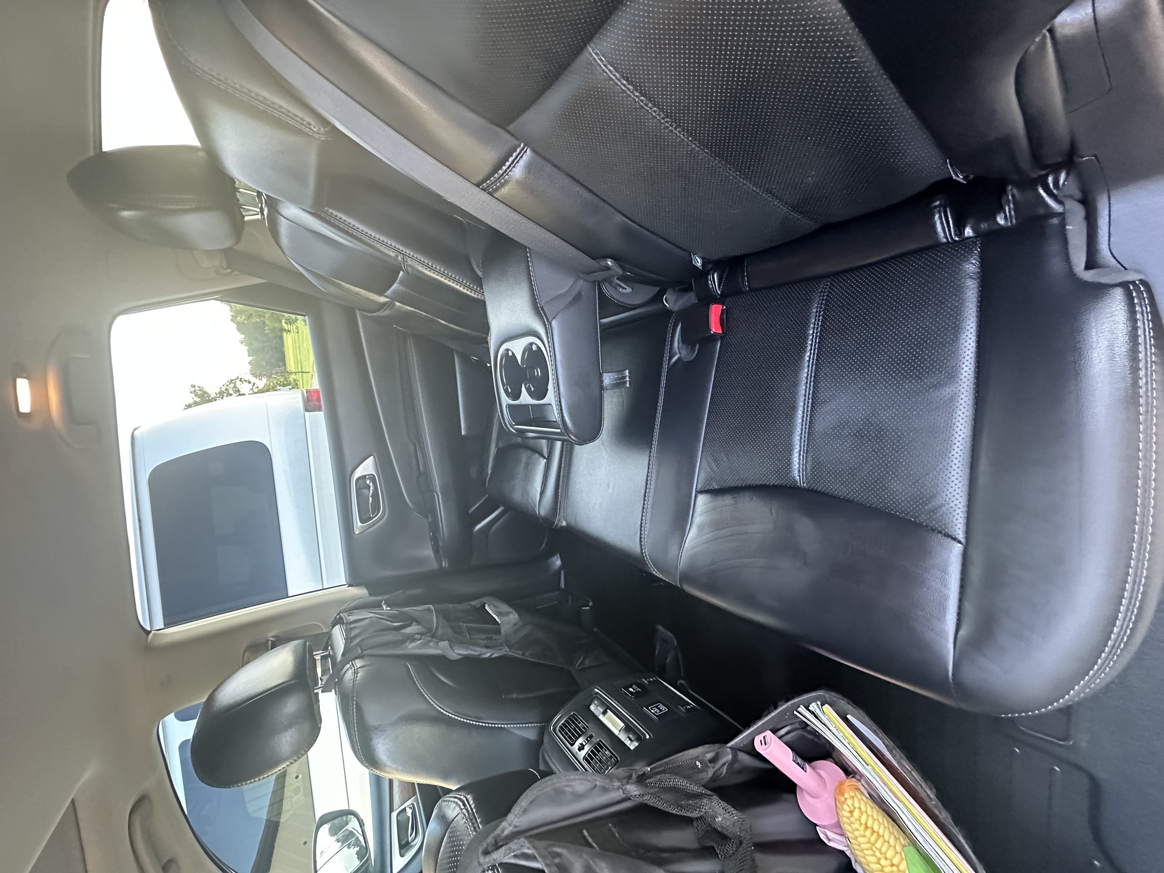 Used 2018 Nissan Pathfinder Platinum AWD/4WD image 9