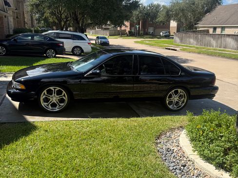 Used 1995 Chevrolet Impala SS image 5