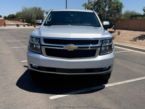 Used 2018 Chevrolet Tahoe 2WD w/ Remote Keyless Entry Package image 4