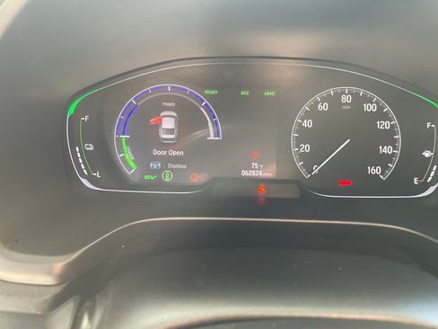 Used 2020 Honda Insight Touring image 11