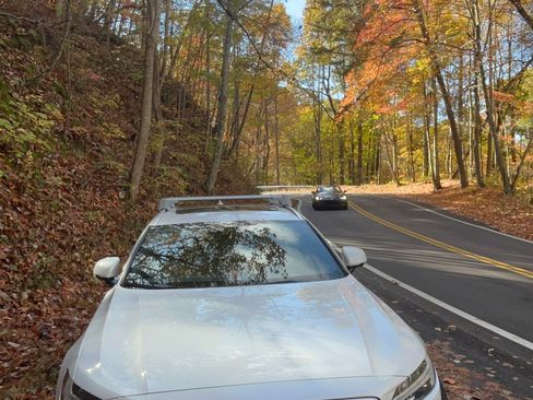 Used 2018 Volvo V90 T5 Inscription image 4