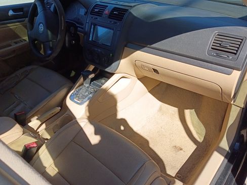 Used 2007 Volkswagen Jetta 2.0T image 10