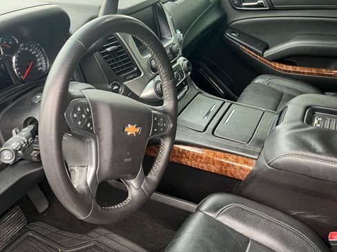 Used 2015 Chevrolet Tahoe LTZ AWD/4WD image 5