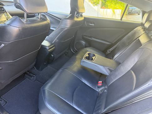Used 2016 Toyota Prius Four FWD image 8