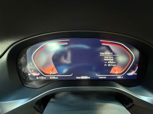 Used 2024 BMW X4 xDrive30i AWD/4WD image 13