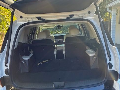 Used 2024 Hyundai Santa Fe Calligraphy image 9