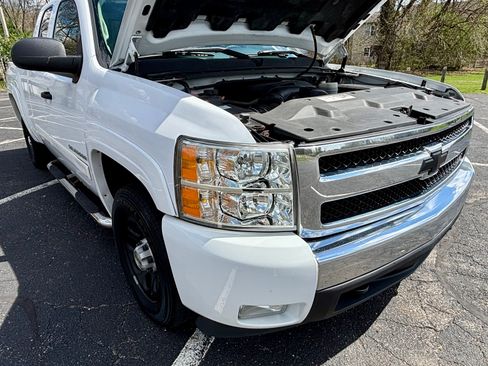 Used 2008 Chevrolet Silverado 1500 LT w/ Power Pack Plus RWD image 22