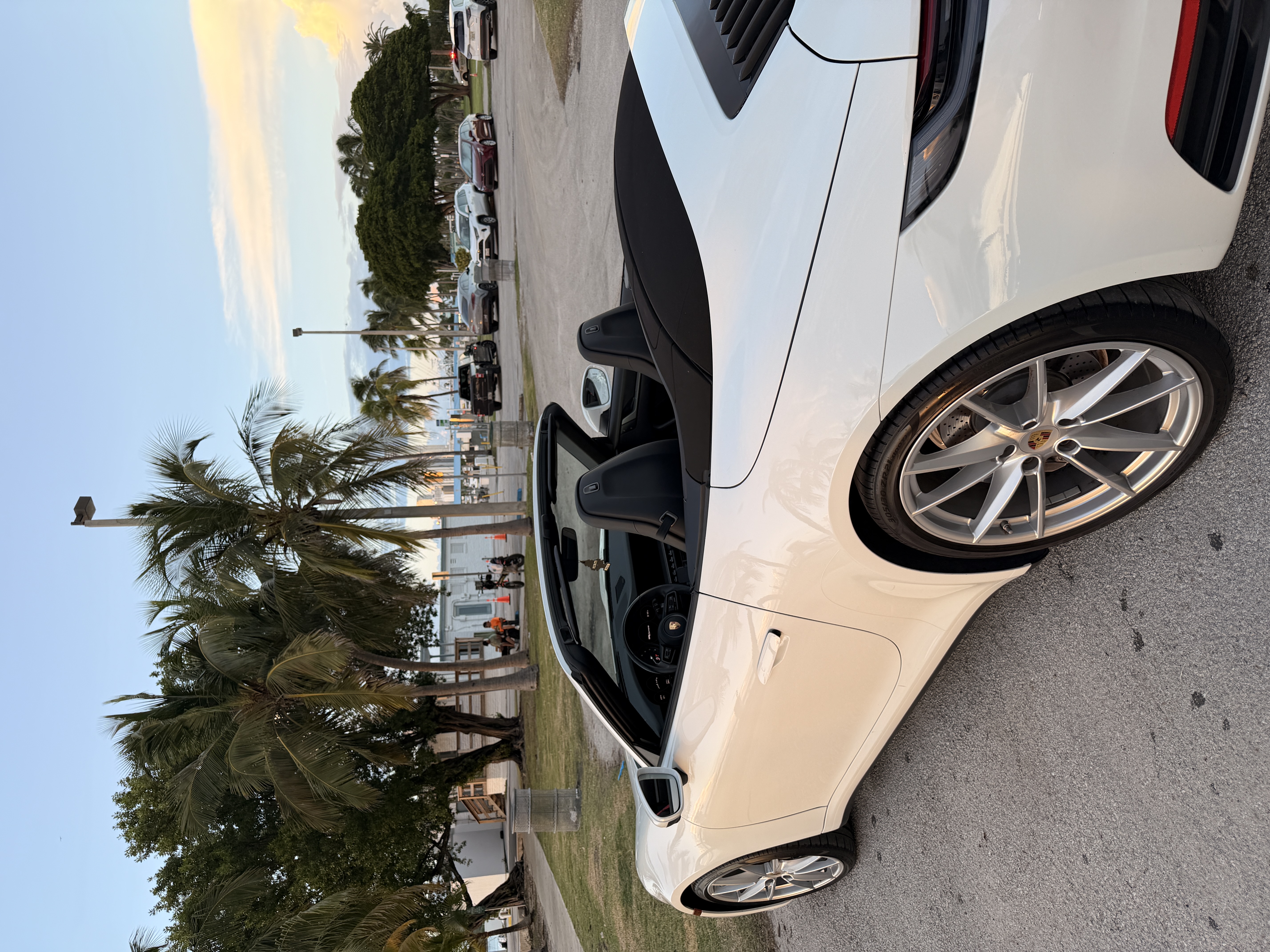 Used 2022 Porsche 911 Carrera image 16
