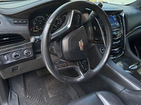 Used 2015 Cadillac Escalade ESV Platinum image 11