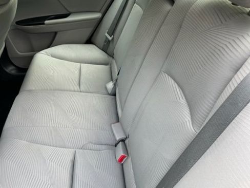 Used 2015 Honda Accord LX image 18
