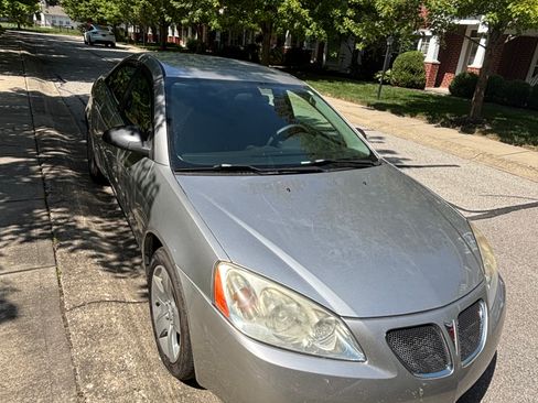 Used 2007 Pontiac G6 Sedan w/ Preferred Package FWD image 5