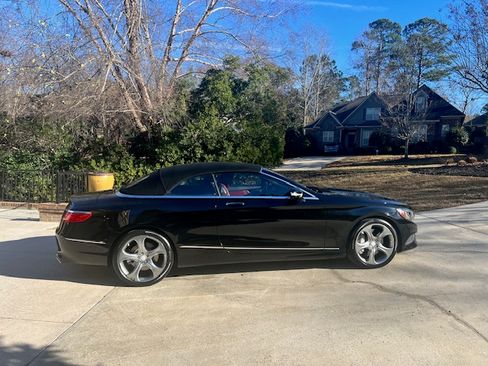 Used 2017 Mercedes-Benz S 550 Cabriolet image 4