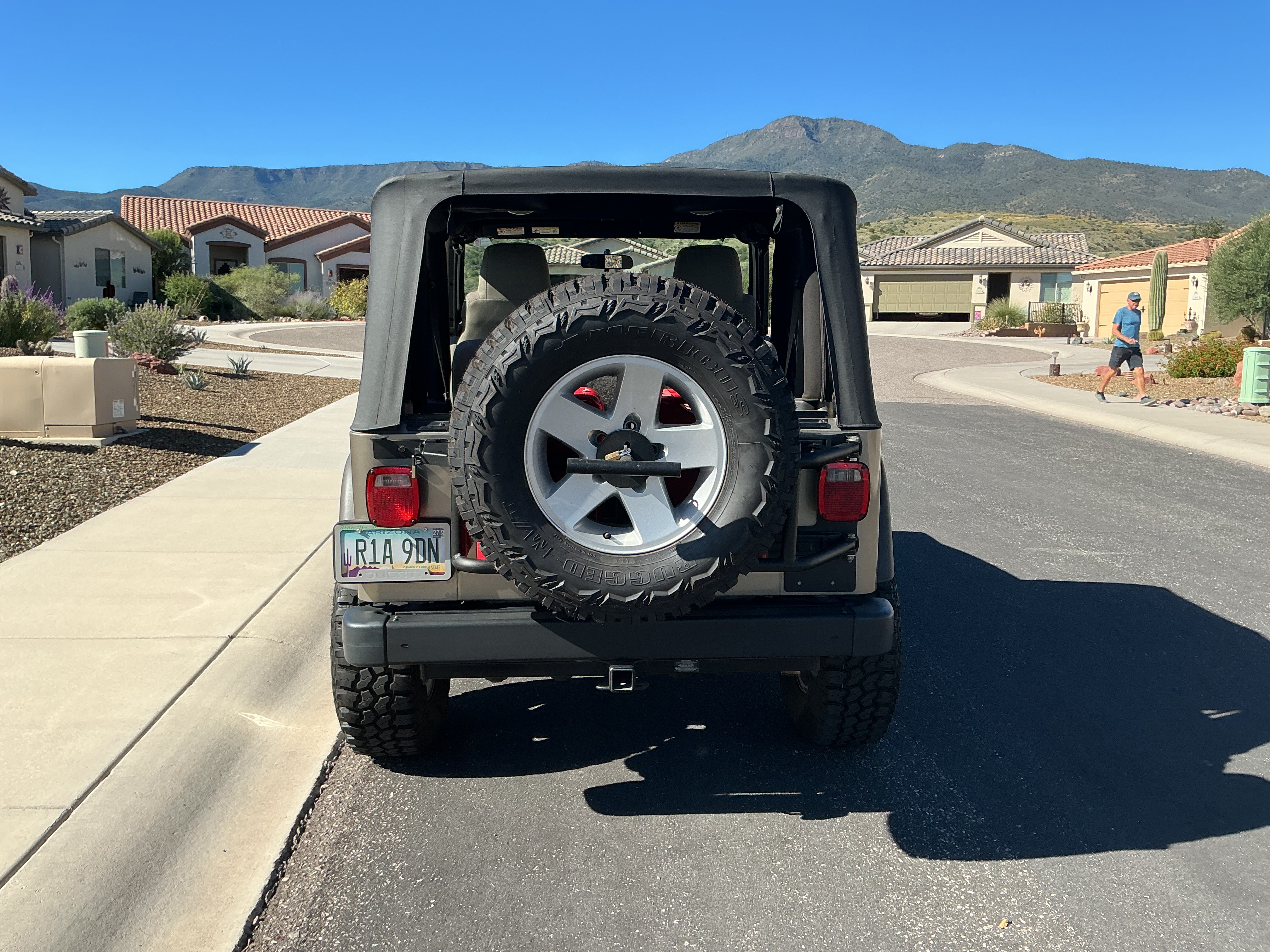 Used 2005 Jeep Wrangler X w/ Tire & Wheel Group (Ecco) AWD/4WD image 13