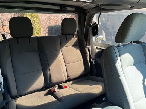 Used 2021 Jeep Wrangler Sport image 16