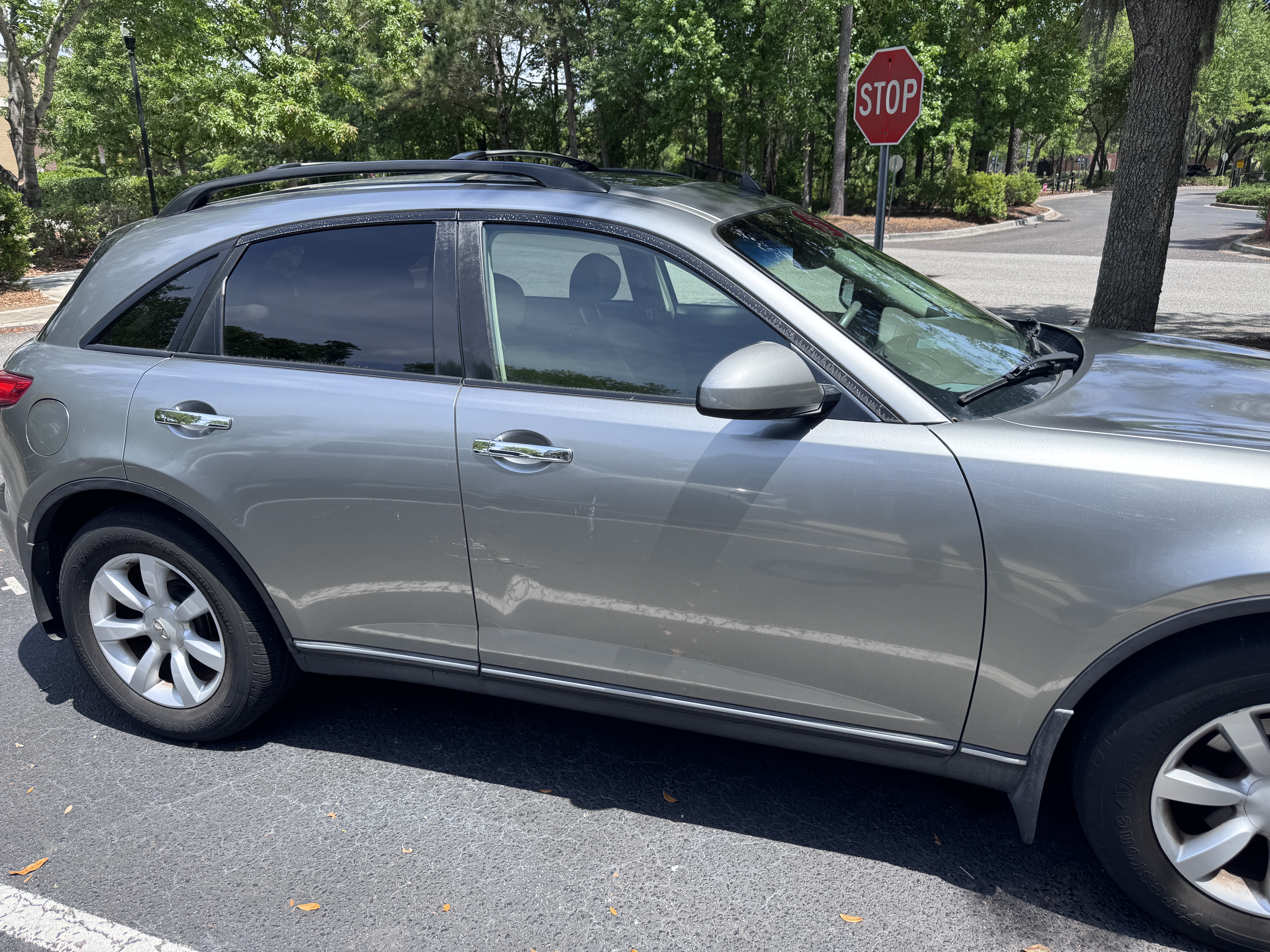 Used 2005 INFINITI FX35 2WD image 2